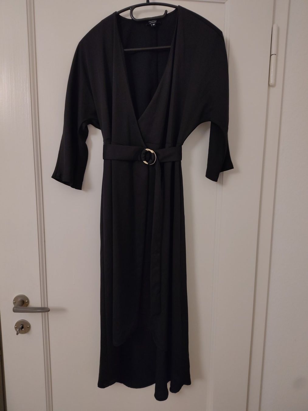 Vestiti: Kleid – Usato da Bern venduto da Linii
