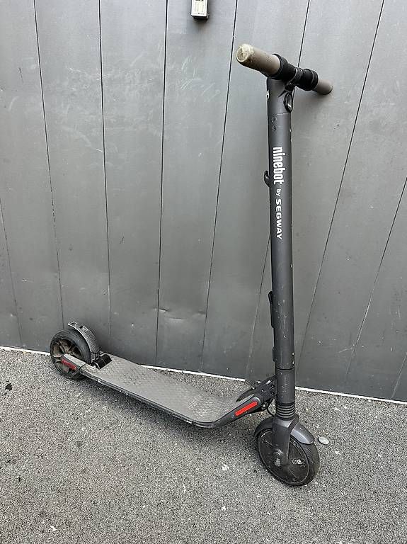 Kickboard: Monopattino Ninebot da sistemare  – Gebraucht aus Quartino von DiloUsato