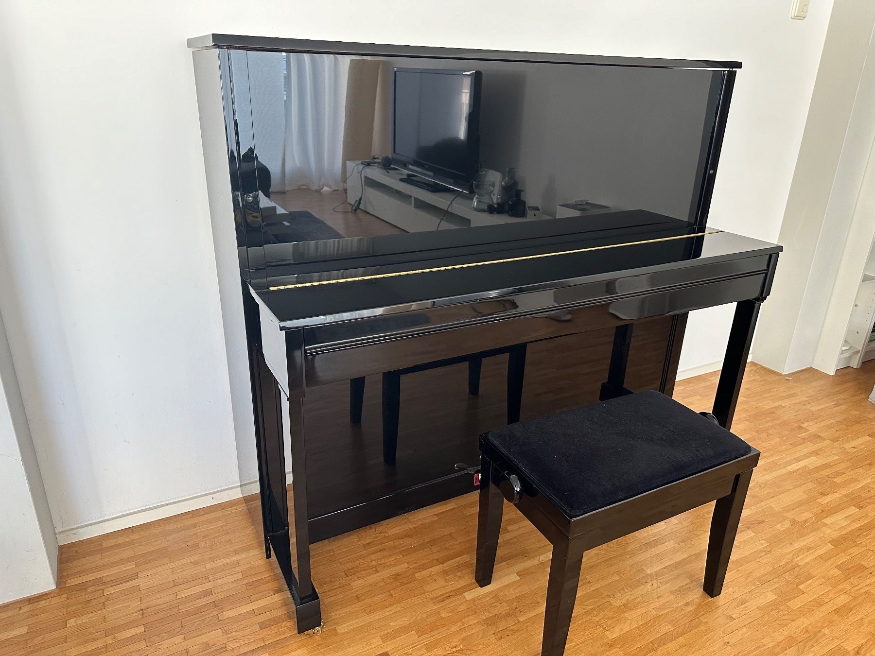 Musikinstrumente: Klavier – Gebraucht aus Zürich von NGO8046 2
