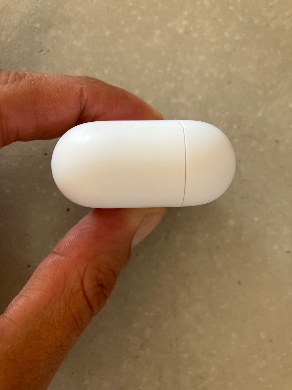 Apple Cuffie: Apple AirPods 3 Case – Usato da Lausanne venduto da mr.v 8