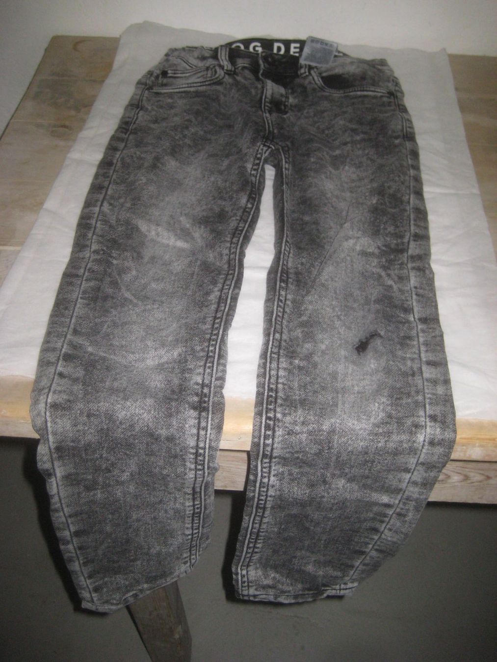 C&A Pantalons: KNABEN  HOSE – D'occasion à Uster par flocke1 1