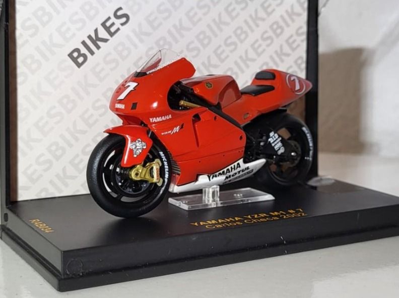 Kit di modellismo & Modellini statici: Jamaha YZR M1 – Usato da Bottenwil venduto da Toyscout