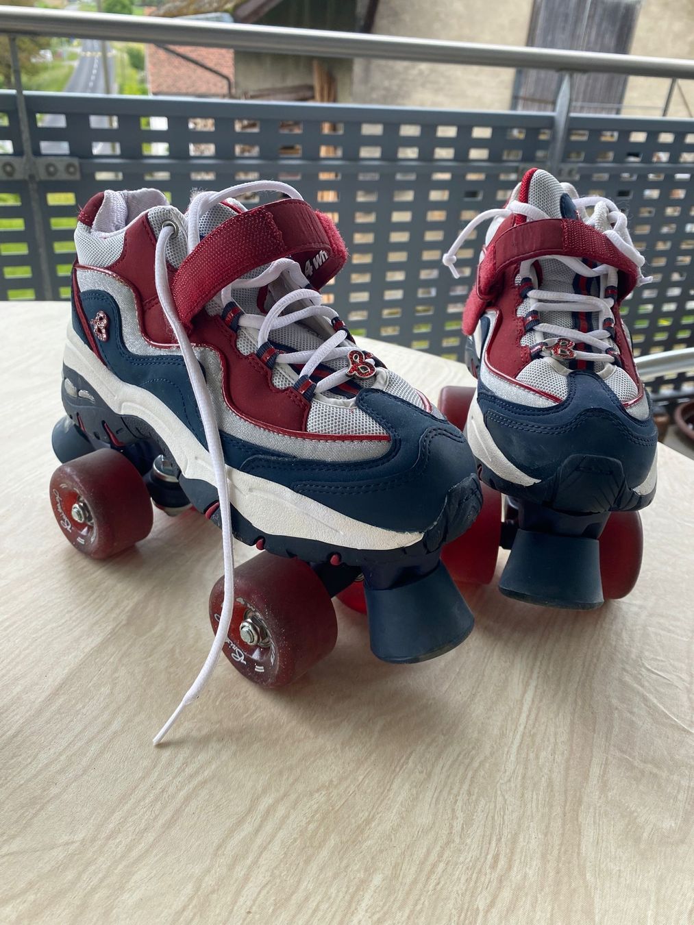 Pattini in linea & Pattini a rotelle: Neue Rollschuhe zu verkaufen – Nuovo e nell'imballaggio originale da Lanzenhäusern venduto da mazda22389