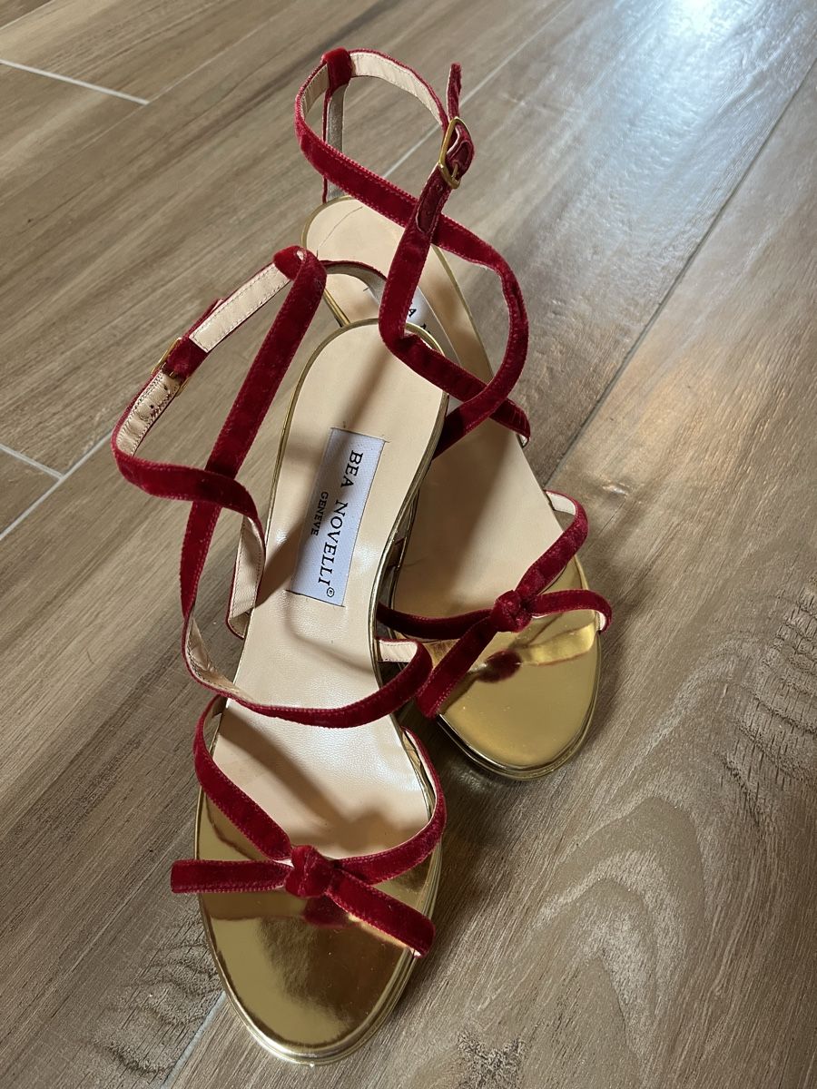 Chaussures femmes: Sandales Bea Noveli – D'occasion à Euseigne par so.ART 2