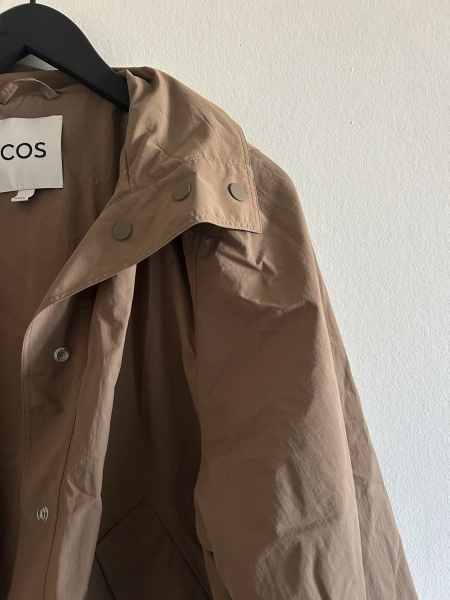 Cos Jacken: COS Jacke – Neu (gemäss Beschreibung) aus Aeugst am Albis von schatzkistee 2