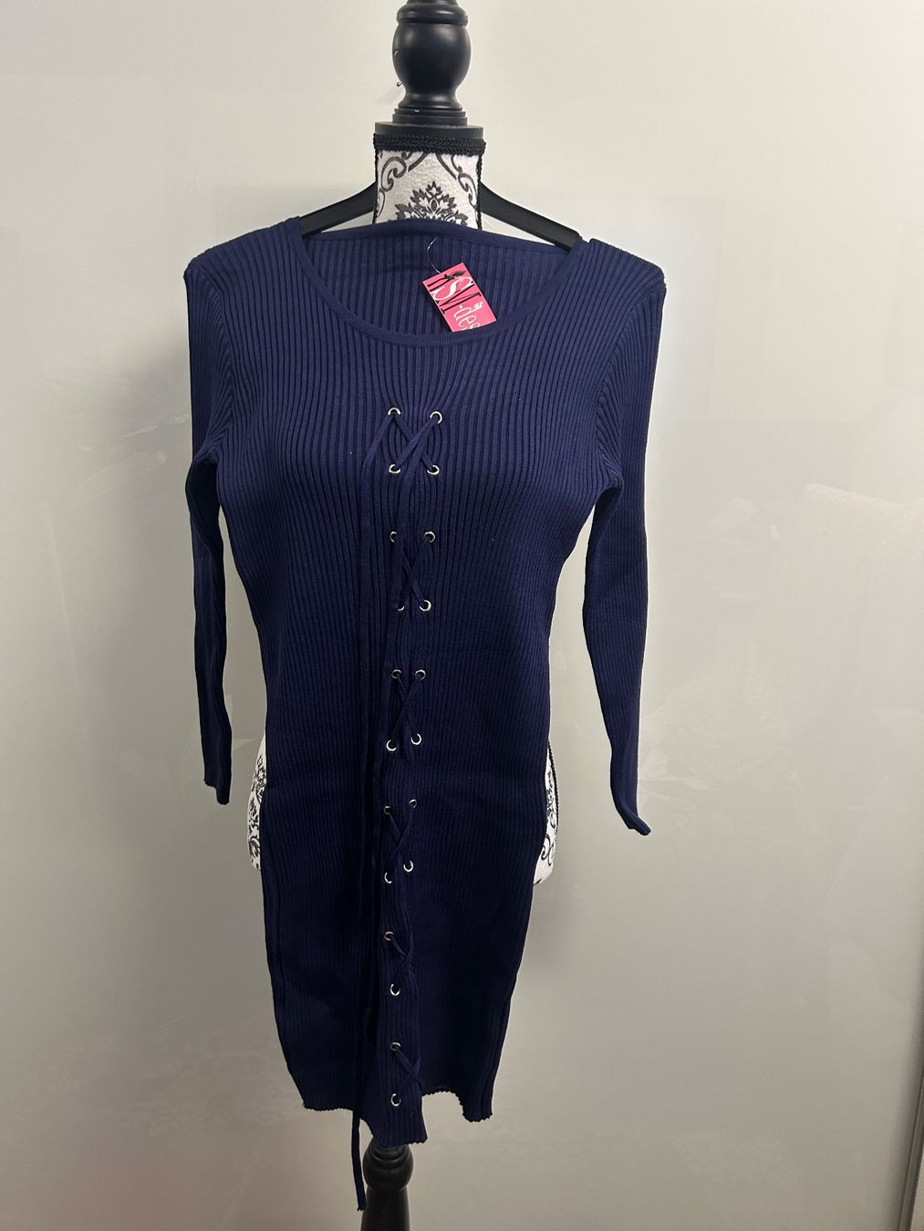 Vestiti: Strickkleid Kleid Pullover Lang Figurbetont one size Neu – Nuovo e nell'imballaggio originale da Regensdorf venduto da Spyke55