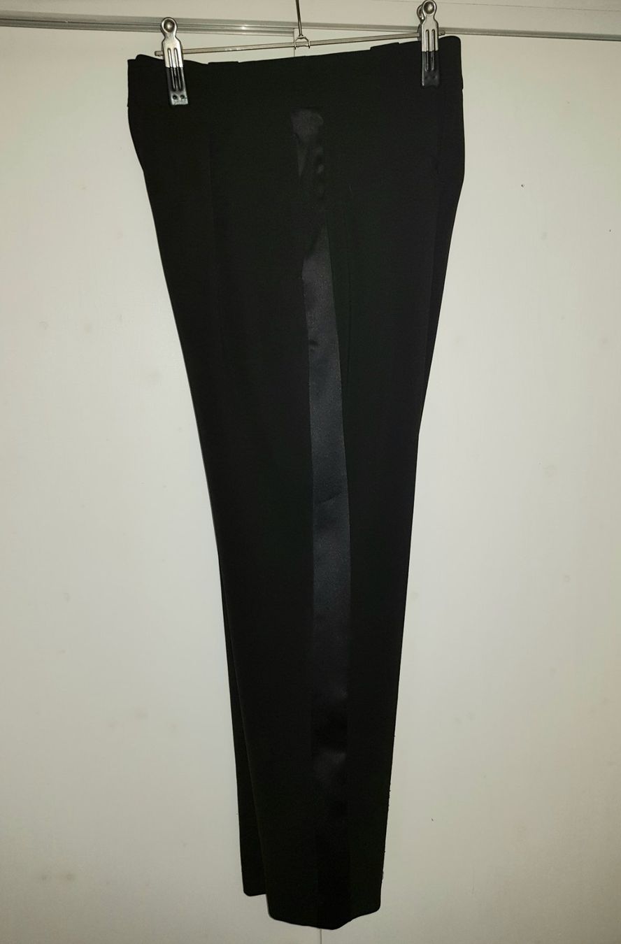 H&M Pantaloni: Hose – Usato da Brunnen venduto da CHOUCHOU. 1