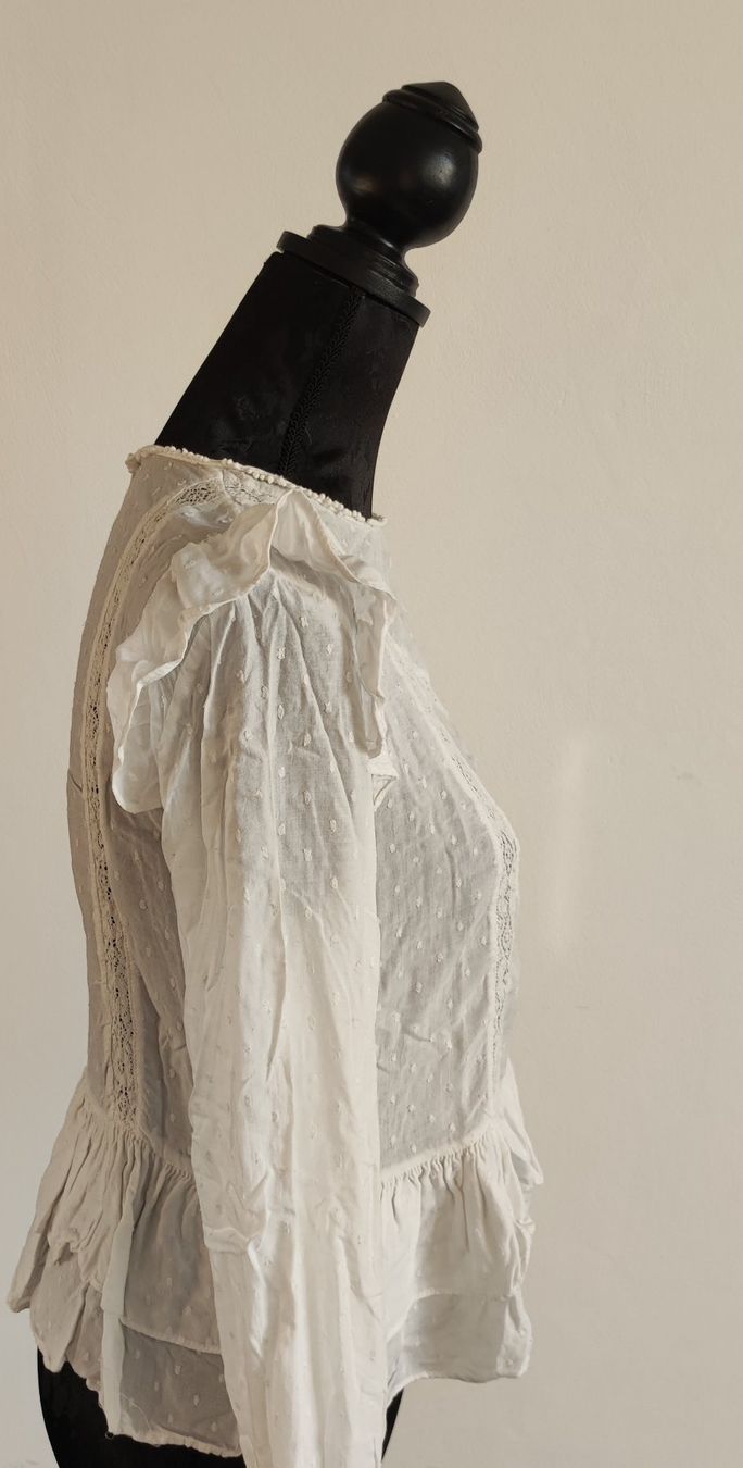 Zara Tops: Haut blanc – Gebraucht aus Riaz von cam_x5xs 6