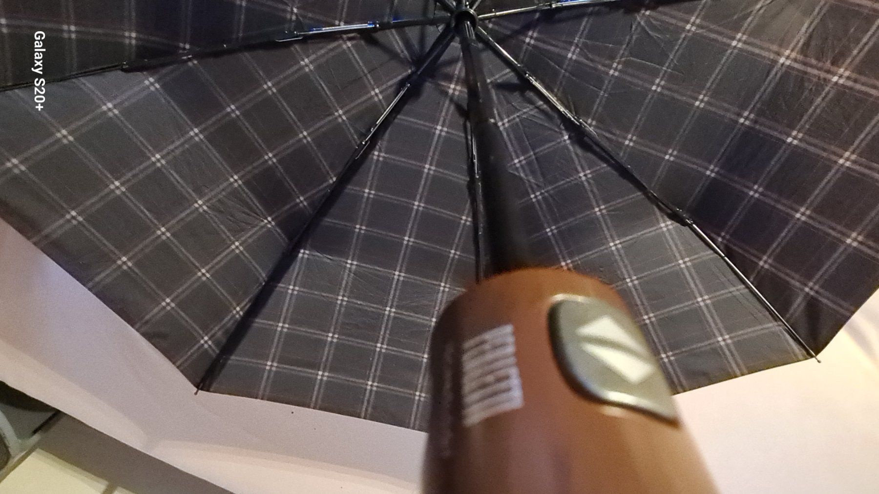 Knirps Parapluies: Knirps Elegant Perletti Regenschirm + Hülle Automatic robust – D'occasion à Aldesago par ant_zk5q