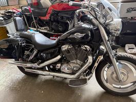 Honda VT 1100 C2 Shadow – Unfallmotorrad – Export / Ersatzte