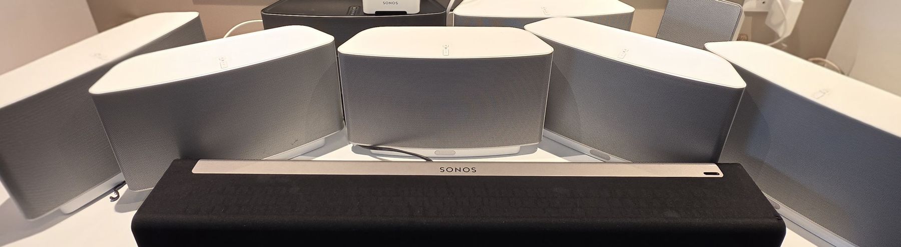 Sonos Casse acustiche: Mega Sonos Sound System Set: Beam, 1 Play:3 & 7x Play:5 – Usato da Uitikon Waldegg venduto da RomanKN2710