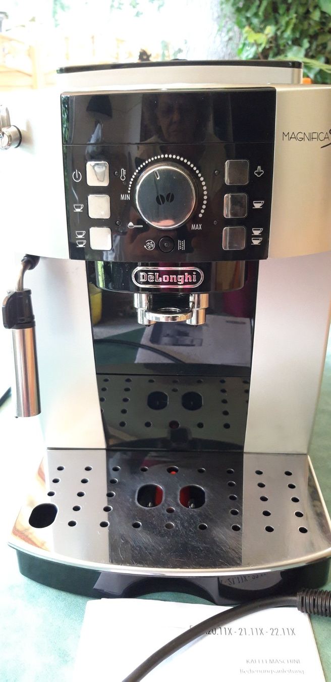 De'Longhi Macchine per caffè & Macchine per espresso: Kaffeemaschine DeLonghi – Usato da Neuenhof venduto da elRey123 1