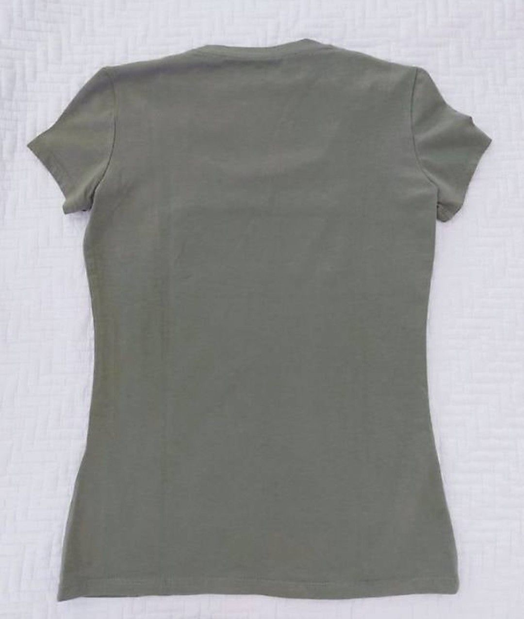 Guess T-Shirts: Guess T.Shirt  – Neu (gemäss Beschreibung) aus Zürich von Babadermf 2