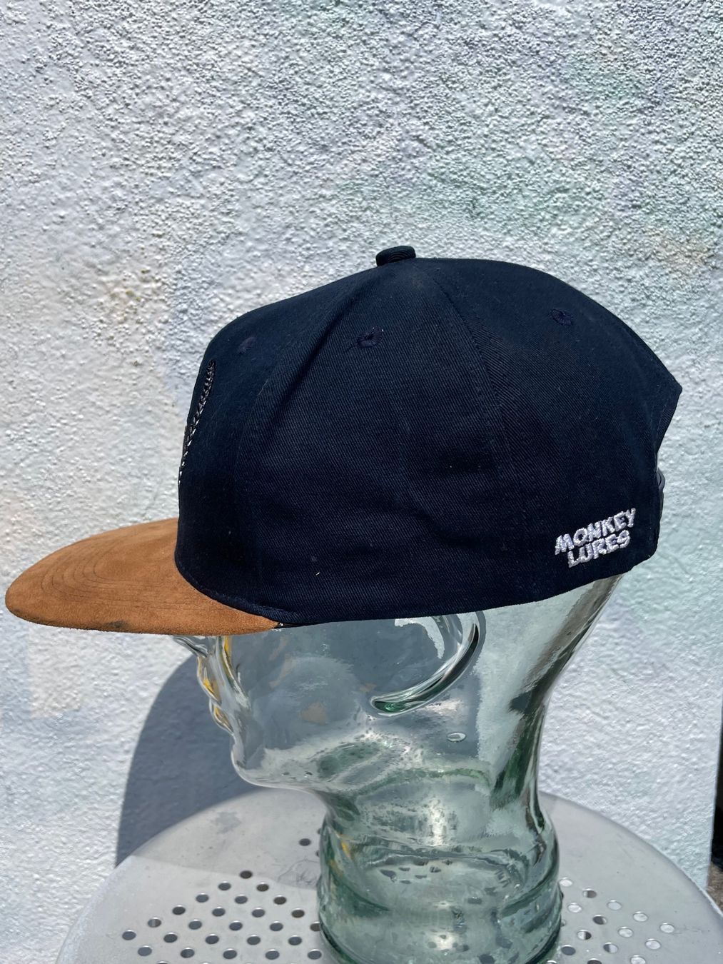 Copricapi, berretti & cappellini: Monkey Lures Cap Leather Visor – Usato da Zürich venduto da le_souk 1
