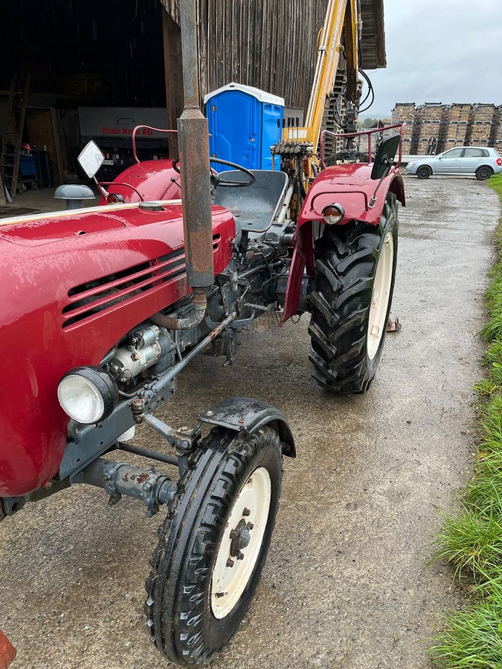 Trattori: Traktor mit Greiferkran – Usato da Schongau venduto da Nimra33 2