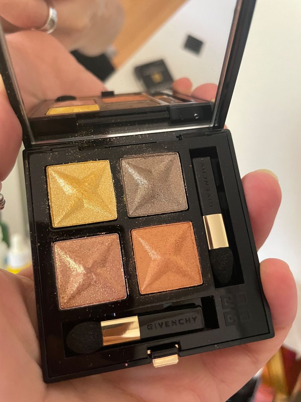 Givenchy Maquillage: GIVENCHY 4-SHADE EYESHADOW PALETTE, LIMITIERT – D'occasion à Zürich par deruja 2
