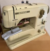 Bernina Record 730 Nähmaschine – Riesiges Zuberhör- Lot