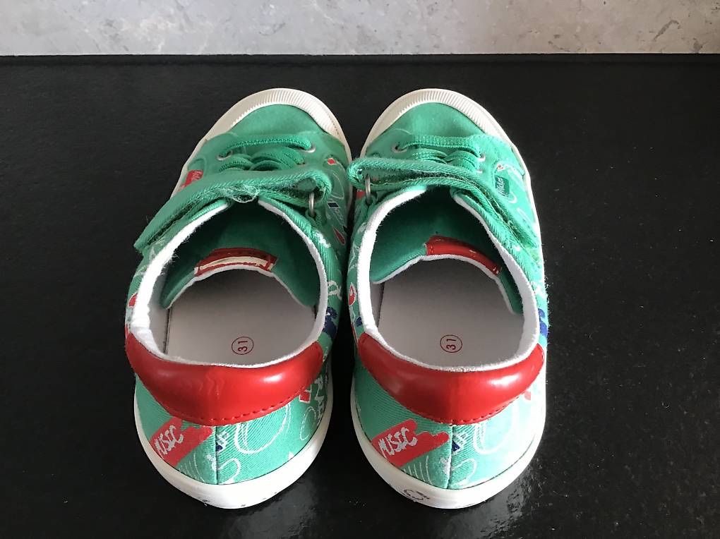 Skechers Schuhe für Jungen: Sneakers kickers – Gebraucht aus Neuchâtel von sta_7qfy 1