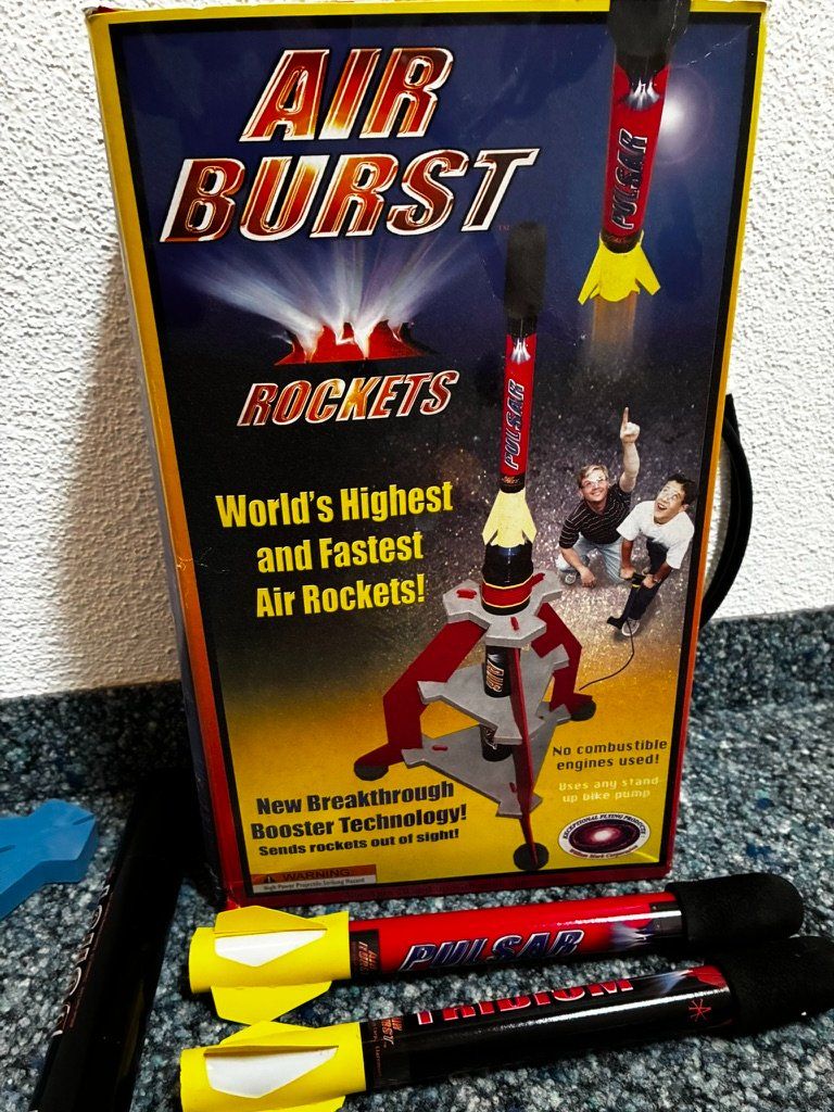 Giocattoli: Air Burst Rockets, Spielzeug-Set – Usato da Hermetschwil-Staff venduto da sch_z9nc 1