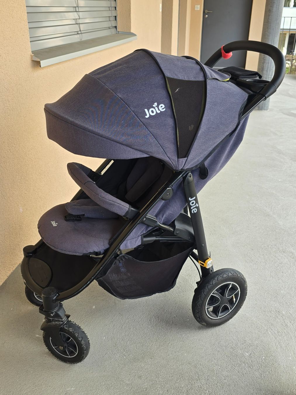 Carrozzine: Joie Kinderwagen, ideal als Alltags- oder Zweitkinderwagen – Usato da Winterthur venduto da cekewi