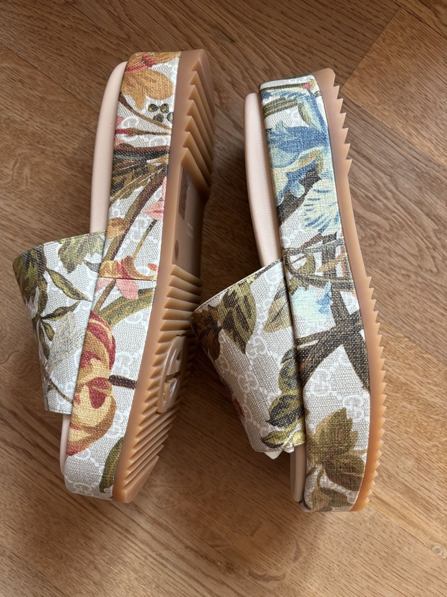 Gucci Scarpe da donna: Gucci Slides – Nuovo e nell'imballaggio originale da Zürich venduto da san_qzr2 1