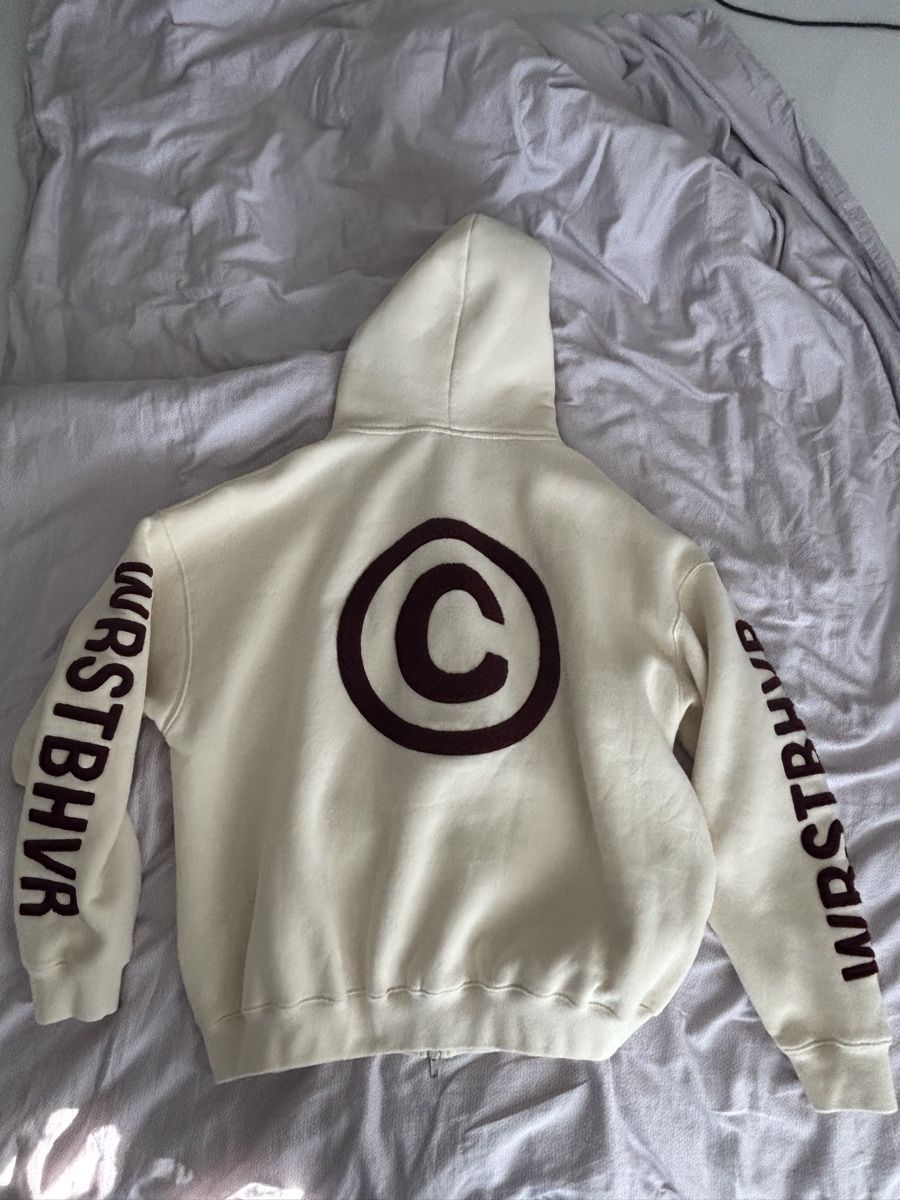 Luxus Worst Behavior Pullover Fotos