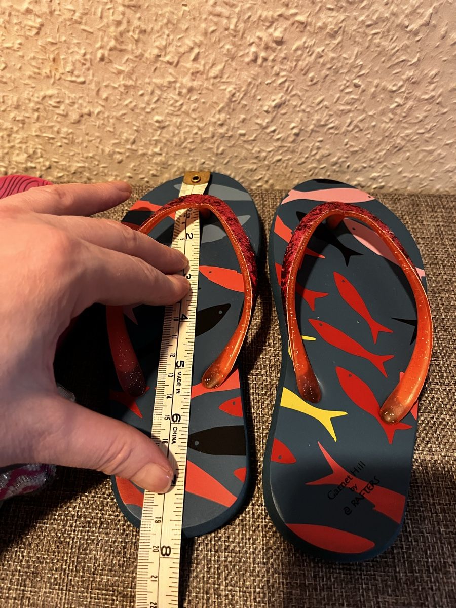 Teva Scarpe per ragazze: Teva Sandals & Flip Flops measure 19cm – Usato da Genève venduto da dmt_y25y 5