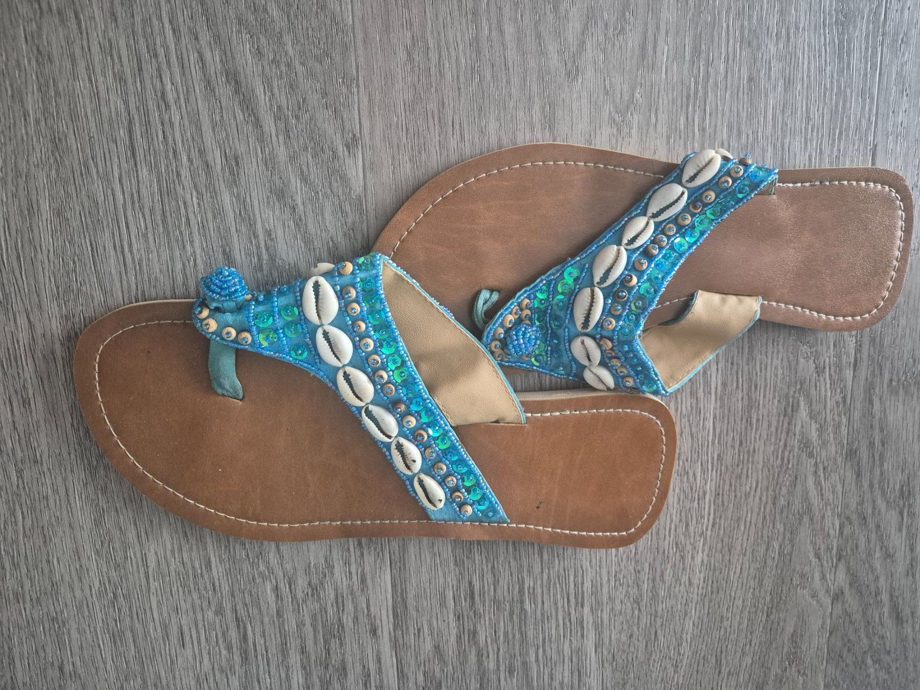 Scarpe da donna: Sandalen, Flip Flops Grösse 39 – Usato da Eglisau venduto da nicij79