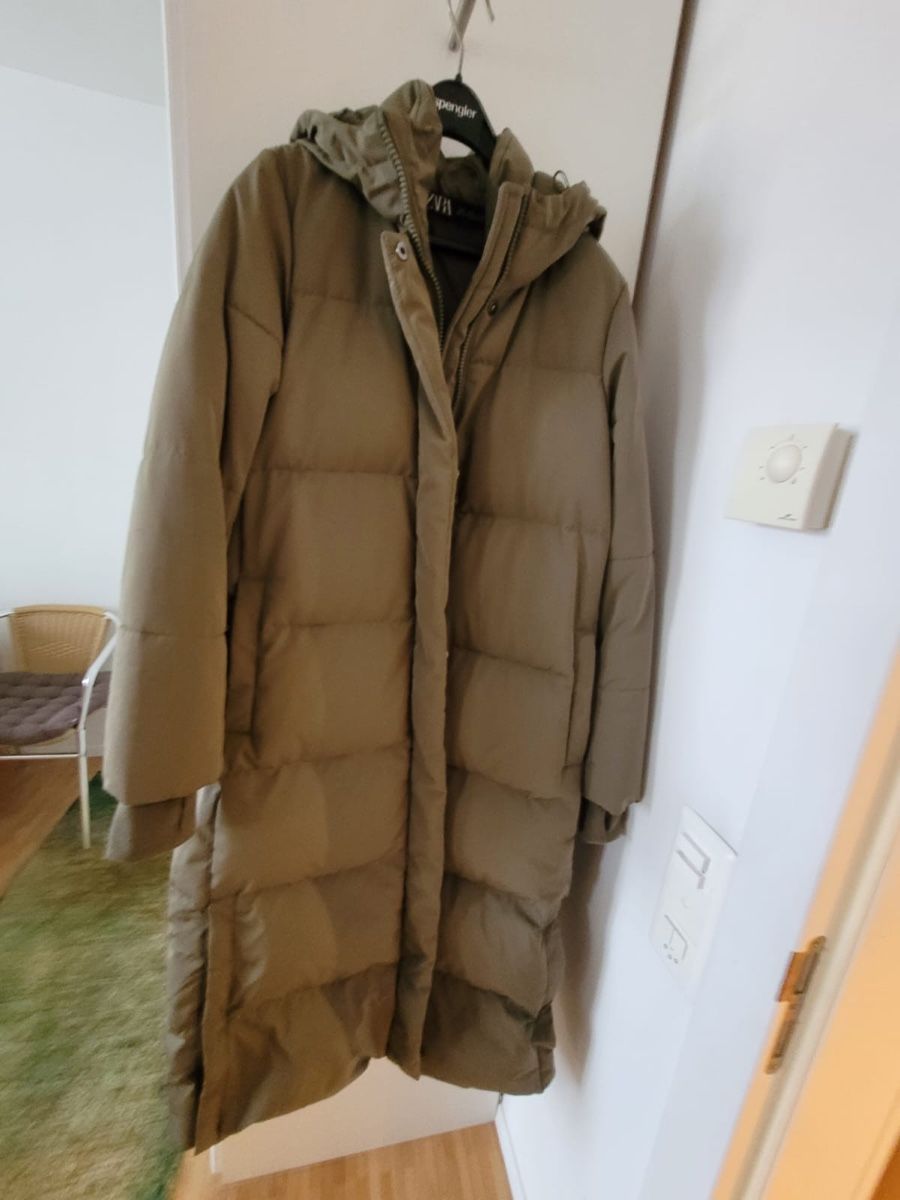 Zara Jacken: ZARA Langer Steppmantel mit Kapuze – Gebraucht aus Winterthur von sve_ttc8