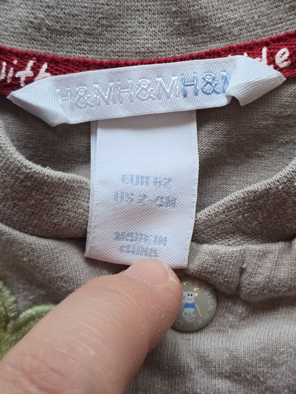 H&M Pagliaccetti: Süsser H&M Strampler Gr. 62 Baumwolle Affe beigel – Usato da Teufenthal AG venduto da thuzsu 3