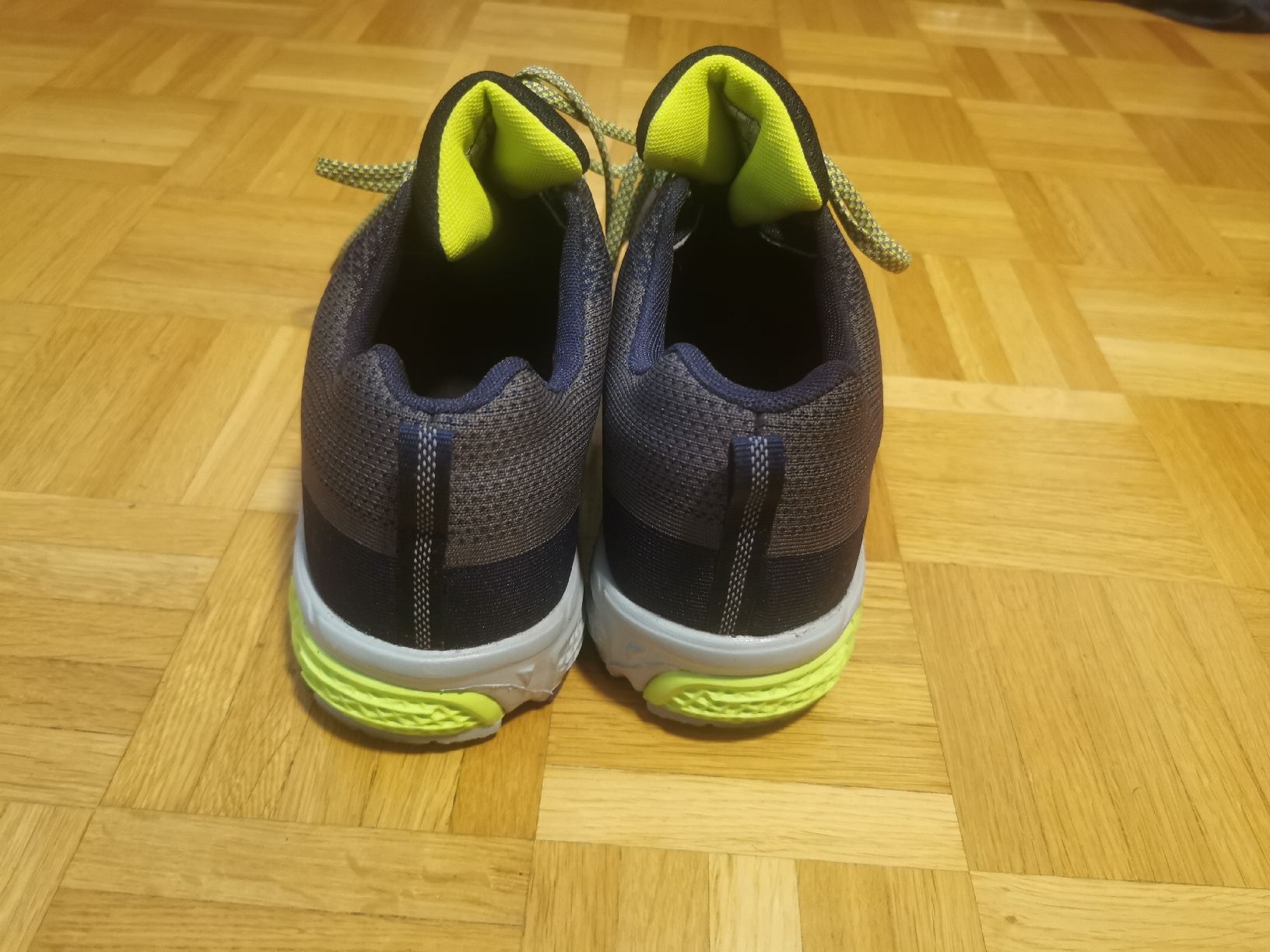 Scarpe da uomo: Waterproof Schuhe 45 – Nuovo (secondo la descrizione) da Bern venduto da ged_ffx9 2