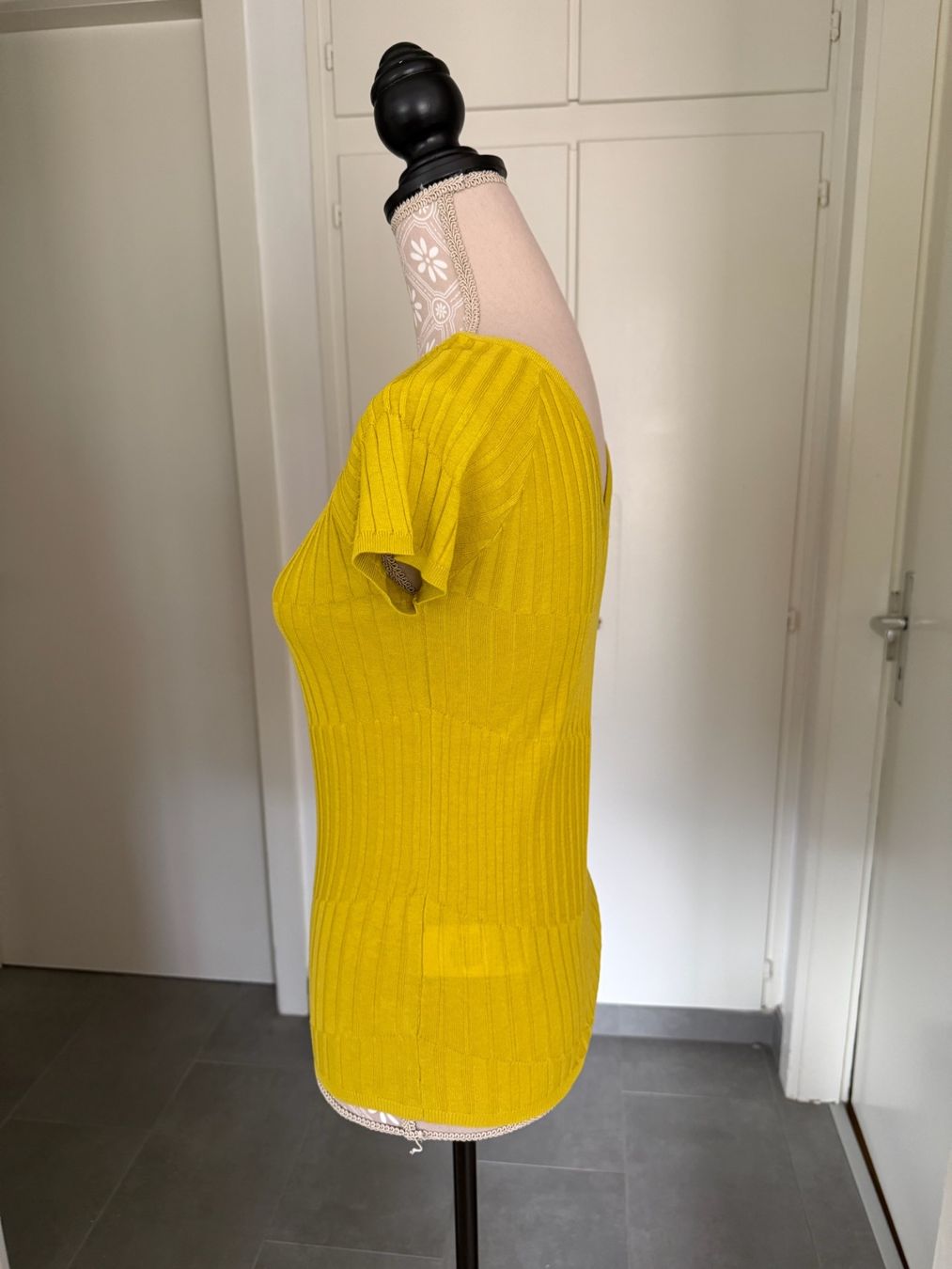 Benetton Tops: Benetton - Top - S - Soie/coton – D'occasion à Sion par accroshoes 1