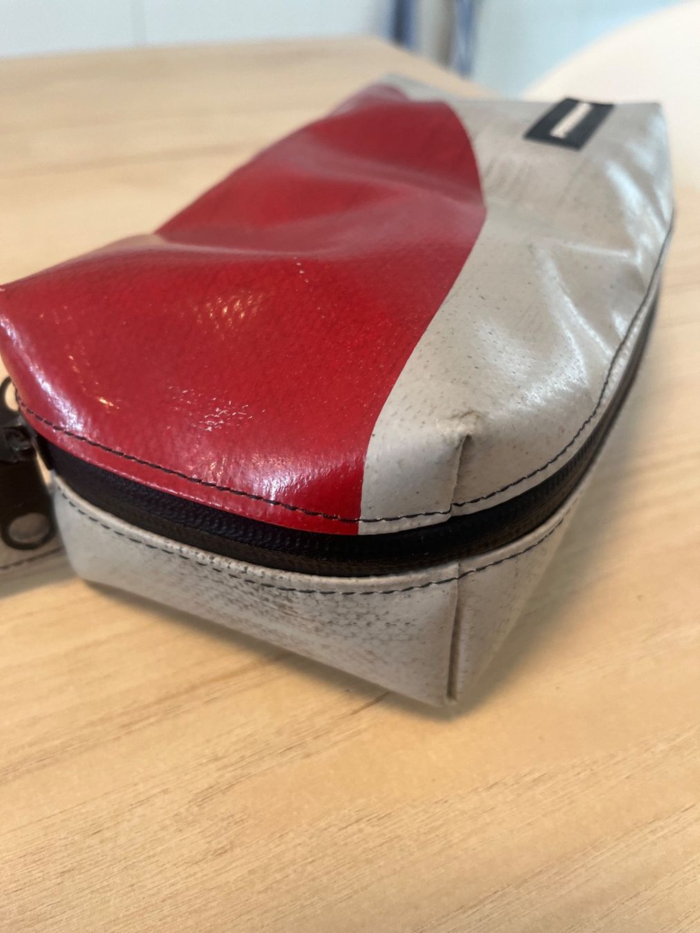 Sennheiser Cuffie: Freitag x Sennheiser Kopfhörer On Ear mit Case – Usato da Aarau venduto da BusyBumblebee 4