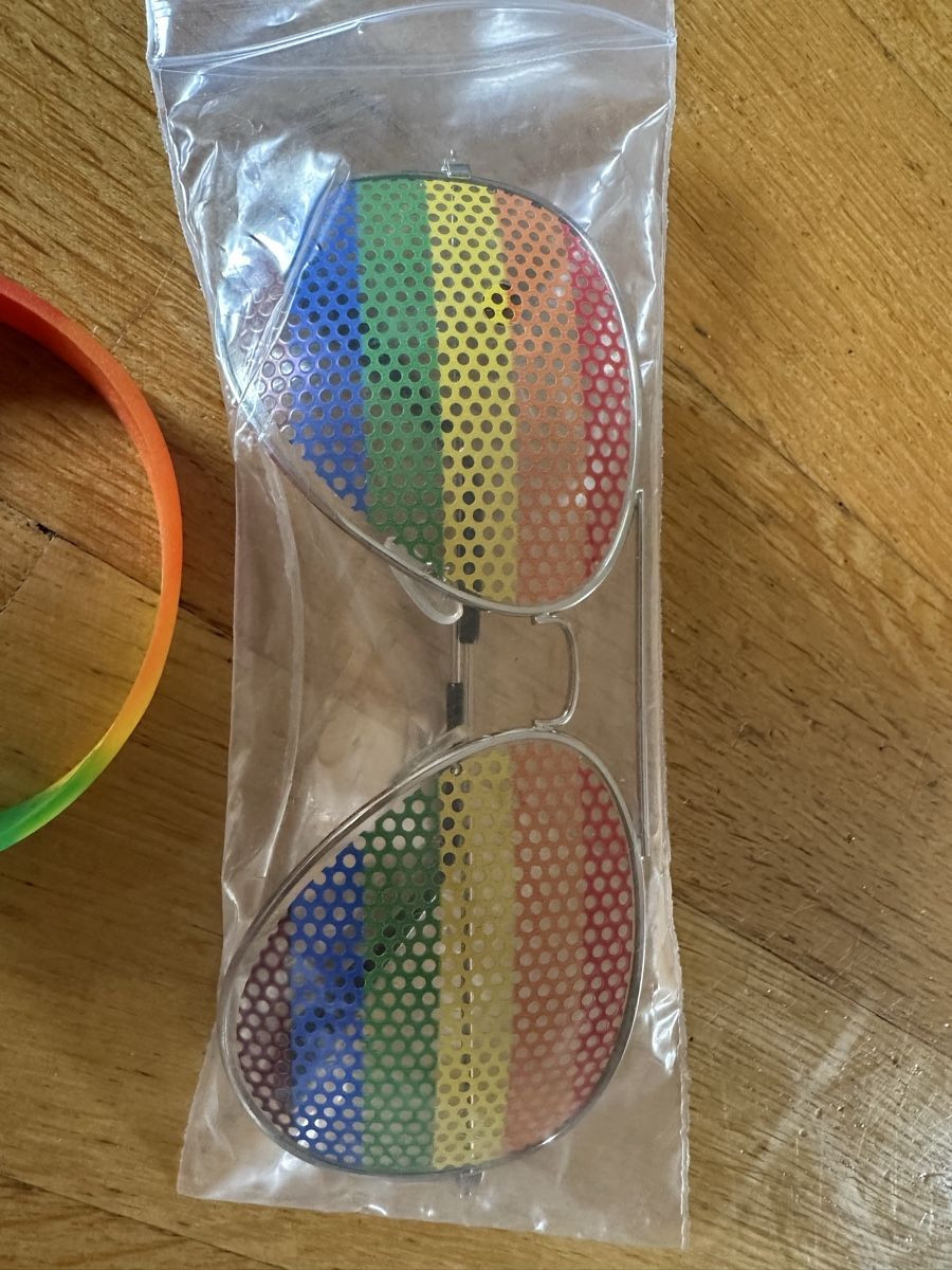 Lunettes & Verres: Brille/Armband Regenbogen  – D'occasion à Bern par Ruhrallee 1