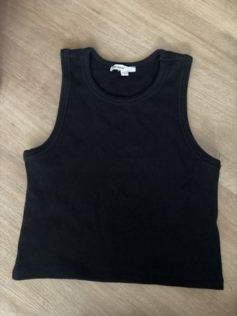 Damen Top Subdued schwarz gerippt Grösse M guter Zustand