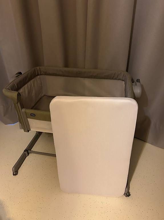 Chicco Betten: Chicco Next2Me Magic Beistellbett, 2 Matratzen, Sack – Gebraucht aus Schlieren von ger_vm29 4