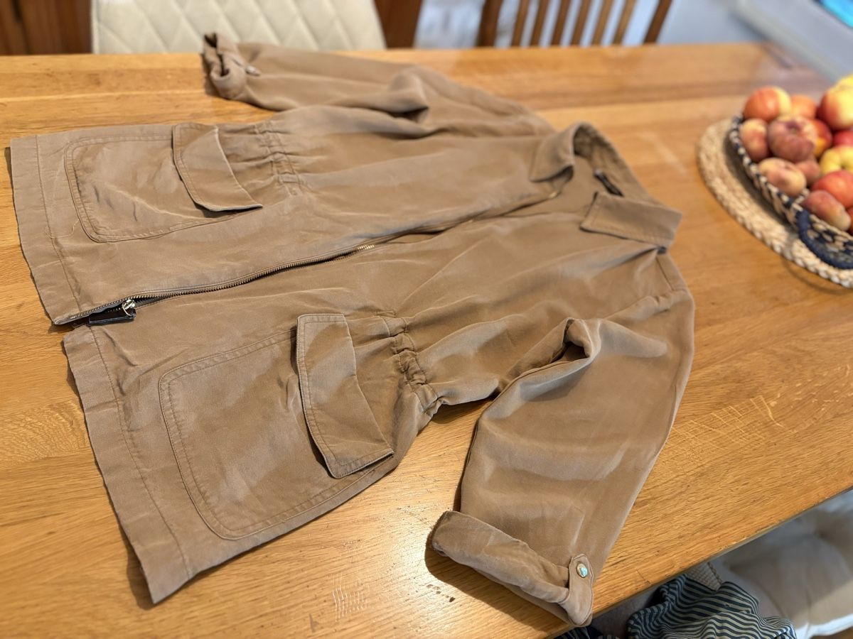 Zara Gilet & Giacche senza maniche: Veste ZARA taille M – Usato da Attalens venduto da Skorpionica