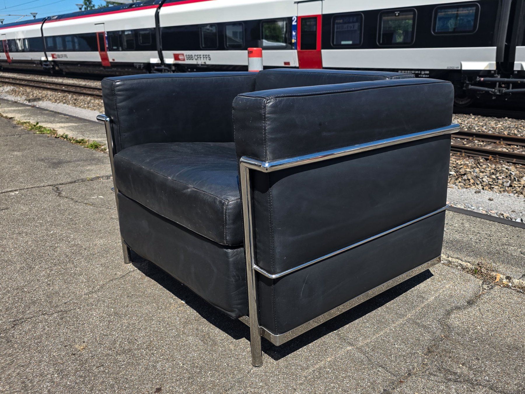 Sessel: Designsessel kubisch - Leder, Chromstahl - Ref. 05/64 – Gebraucht aus Au ZH von BrockiAu 3