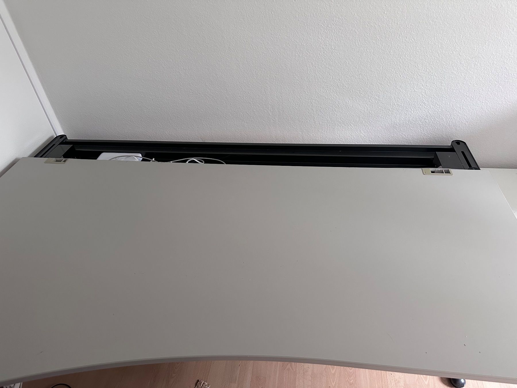 Scrivanie: Bürotisch massiv – Usato da Brütten venduto da depas 2