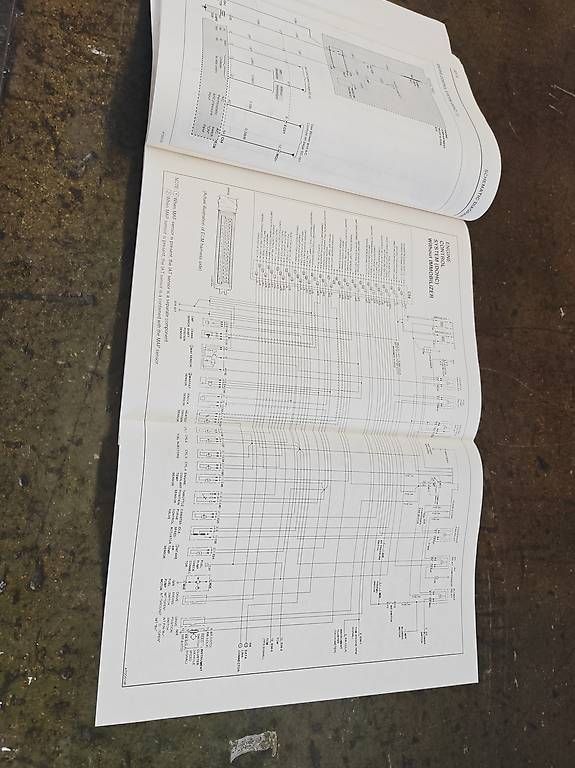 Libri: Schaltpläne Hyundai Accent  – Usato da Oberuzwil venduto da Daemel