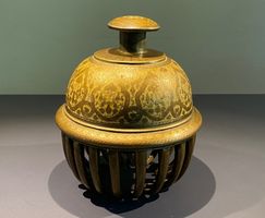Grosse Messing Glocke orientalisch verziert antik Elefant