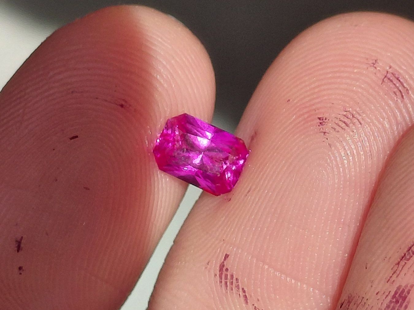 Edelsteine: Saphir Hot Pink 1.1ct – Gebraucht aus Bévilard von Yougems 1