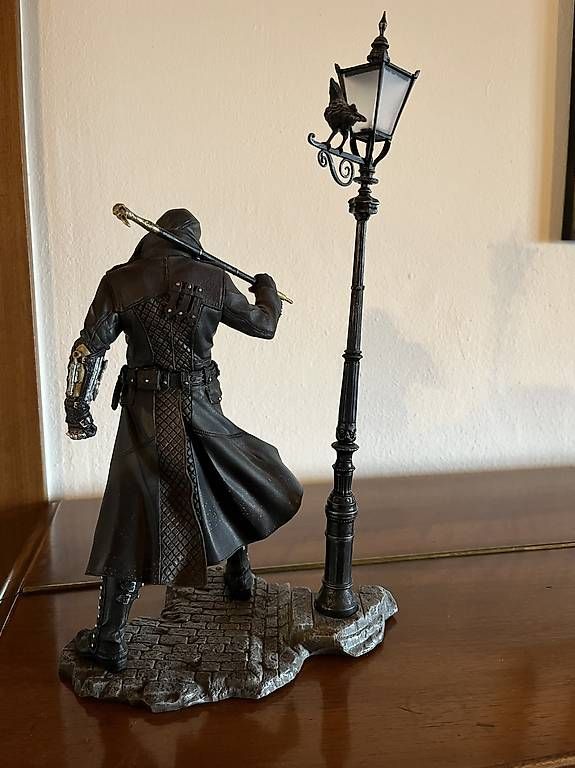 Statuette: FIGURINES ASSASSIN'S CREED SYNDICATE - JACOB FRYE – Usato da Blonay venduto da rou_vr7k 1