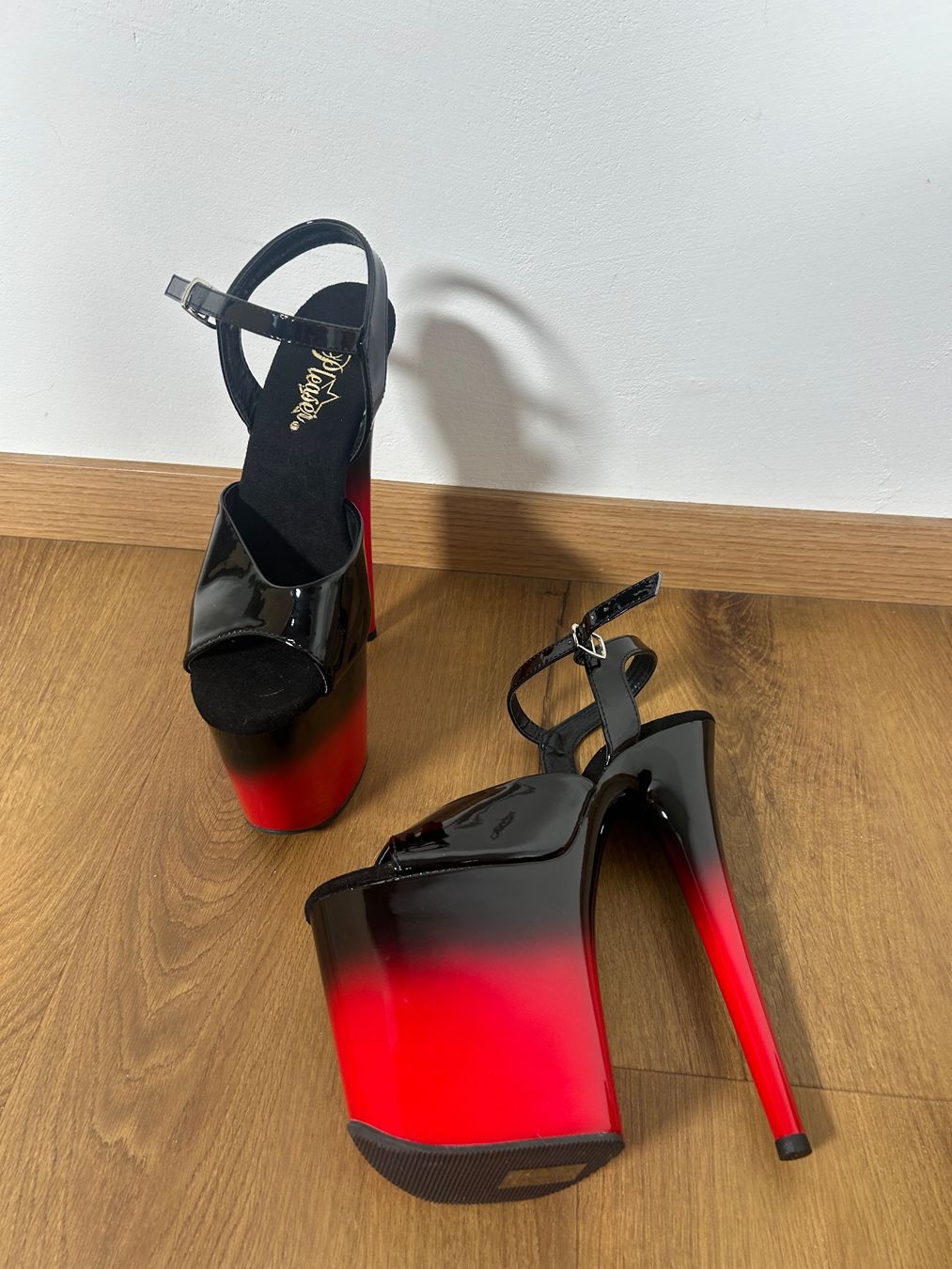 Scarpe da donna: Pleaser Platform Heels Schwarz Rot Gr 38 Neu – Nuovo e nell'imballaggio originale da Regensdorf venduto da Spyke55 6