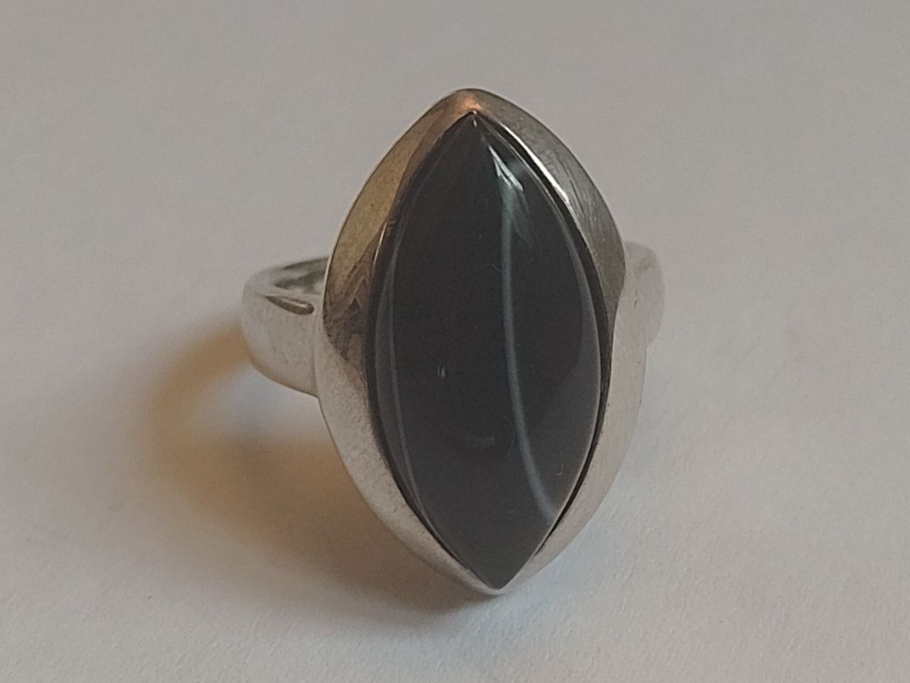 Ringe: 925 Silber Damen Ring mit schönem Edelstein schwarz – Gebraucht aus Baden von TellsKuchenhaus