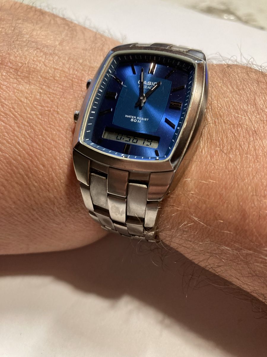 Casio Orologi: Casio Lineage ana digital Uhr 34 mm breit – Usato da Glattbrugg venduto da vintagemania