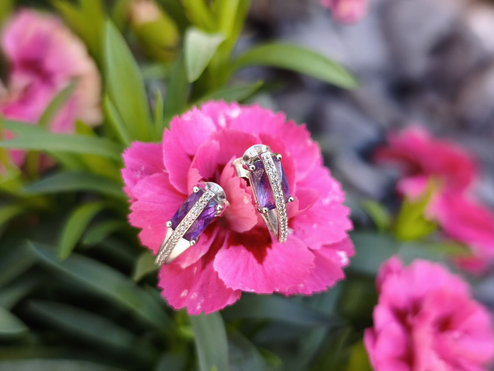 Orecchini pendenti & Orecchini a lobo: Amethyst Weissgold ,750 Ohrstecker – Usato da St. Gallen venduto da GIULESGG 1