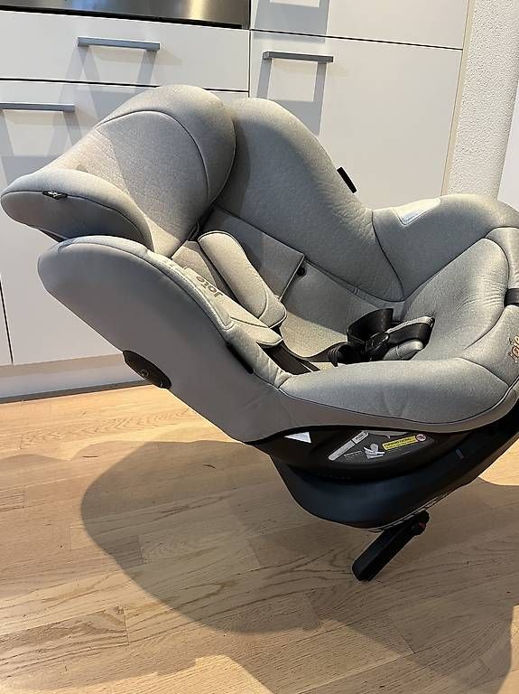 Joie Seggiolini per auto: Seggiolino Joie i-Spin 360 E – Usato da Locarno venduto da dan_c7cd 3