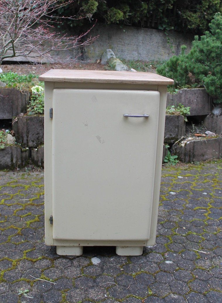 Cucine complete: Küchenmöbel 50/60er Jahre – Usato da Oftringen venduto da kambodo