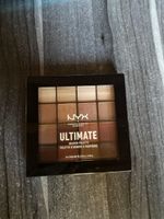 NYX palette d’ombres à paupières 16 couleurs